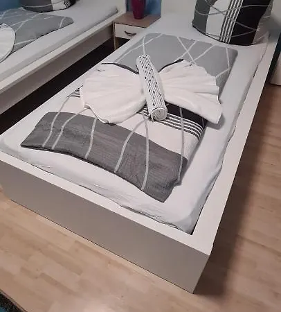 Daire Moblierte 3- Zimmer- Im Herzen Von Schwandorf!!!